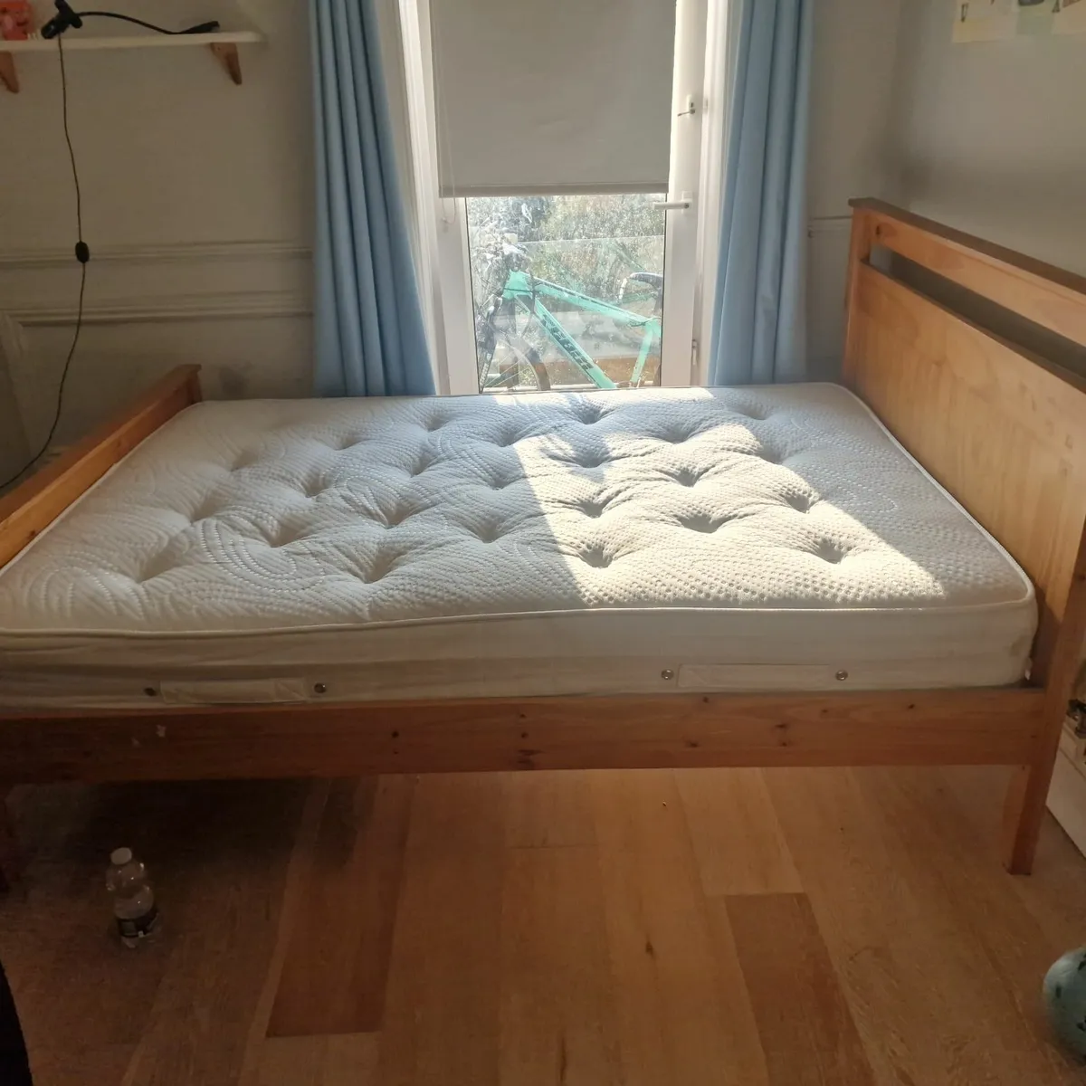 Beds and mattresses - Image 1