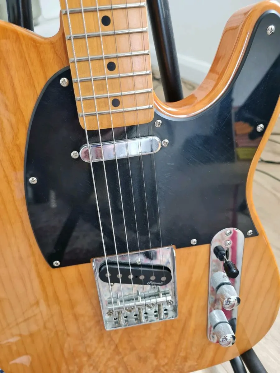 Guitar - Image 2