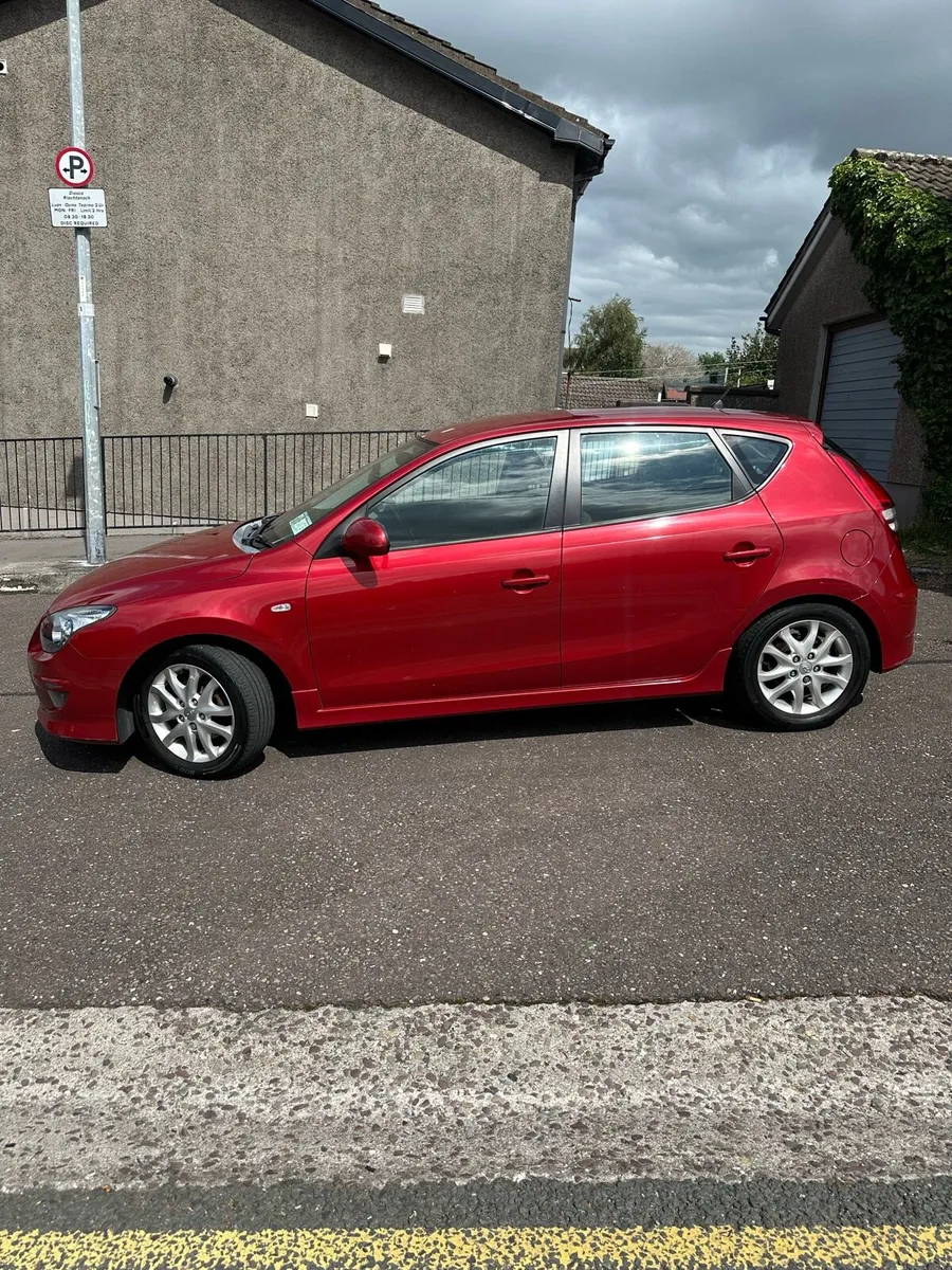 Hyundai i30 - Image 2