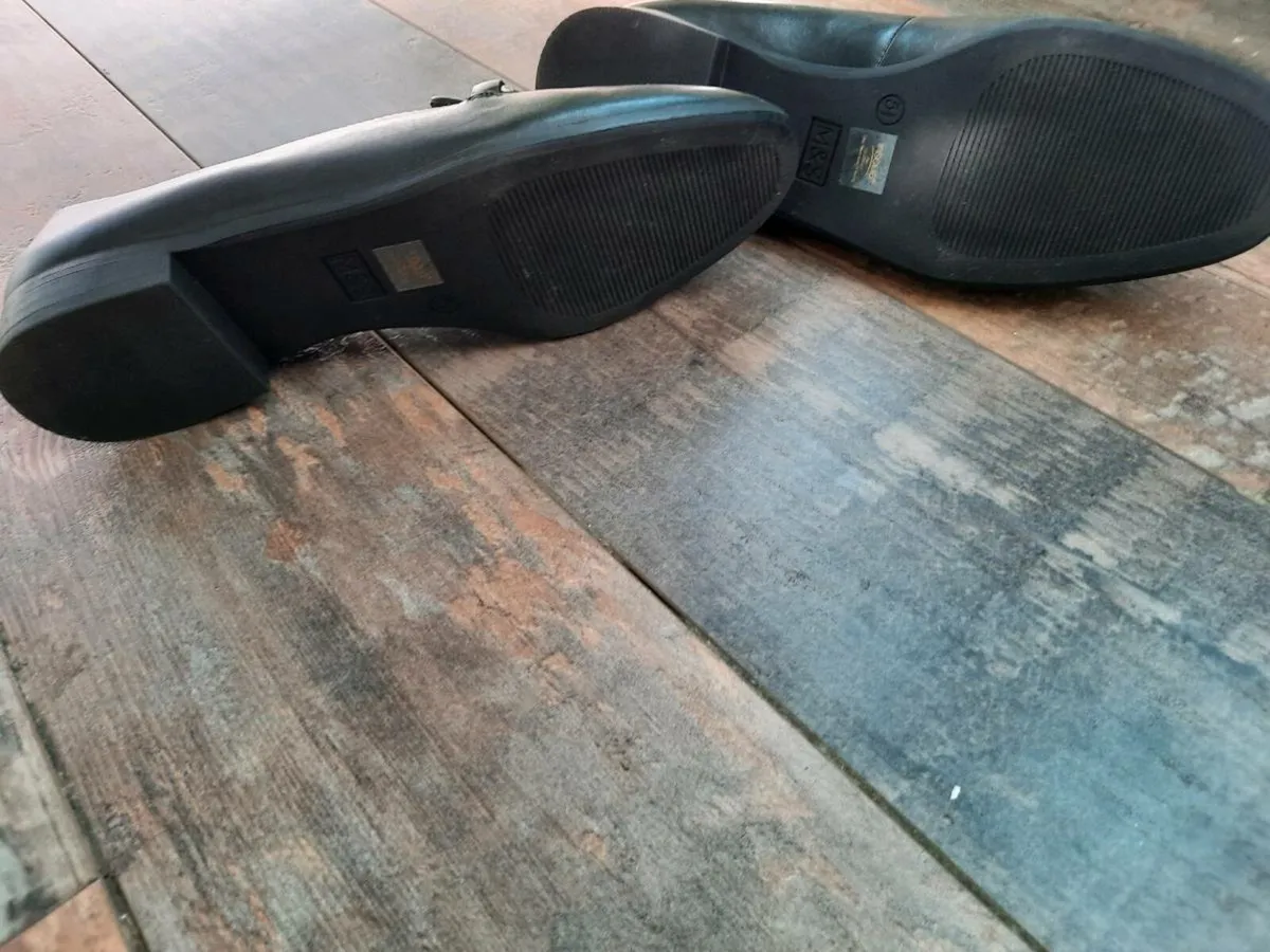 M&S Leather shoes - Image 2