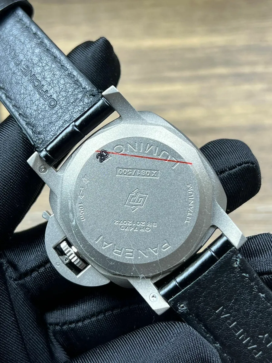 Panerai Luminor GMT 42mm | PAM1279 | Titanium - Image 2