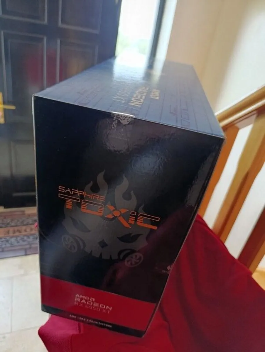 Sapphire RX 6950 XT - FLAGSHIP - 360mm AIO Limited Edition 4K graphics card - New - Image 4