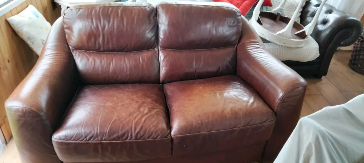 2 seater sofia - Image 1
