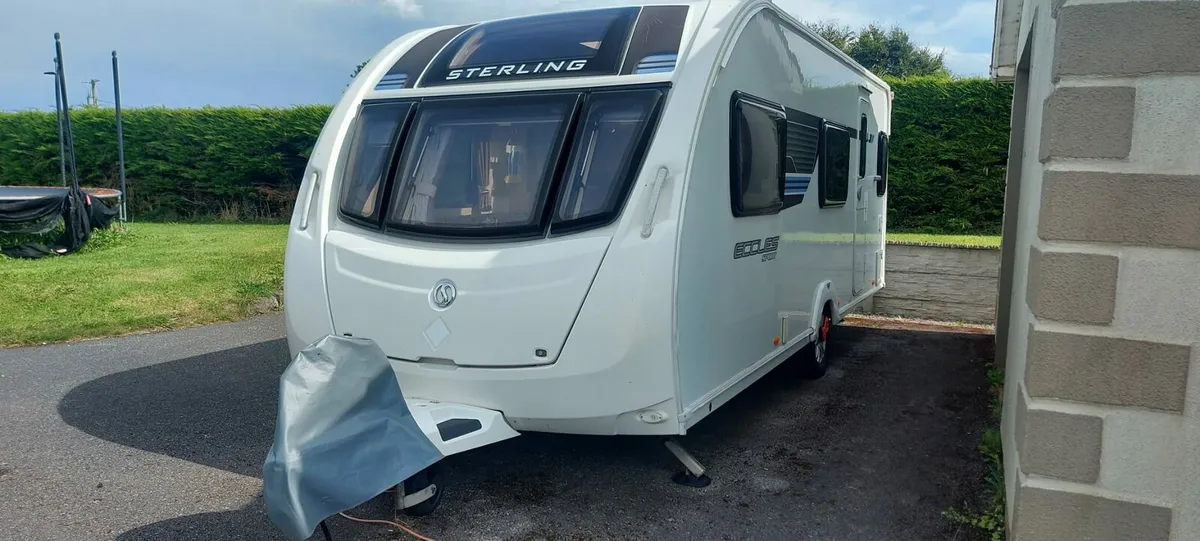 Sterling Eccles Sport 6 Berth Caravan - Image 1