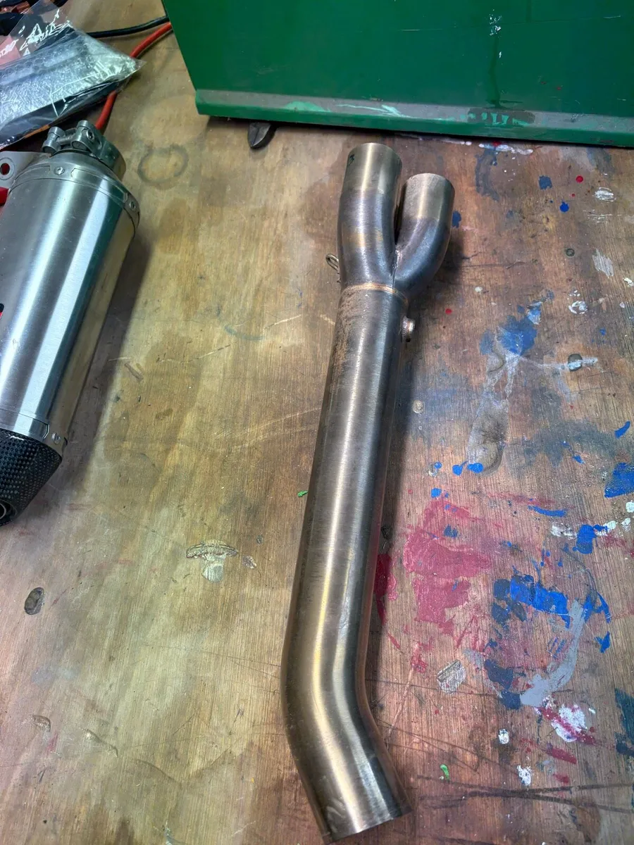 Yamaha MT09 exhaust system - Image 3