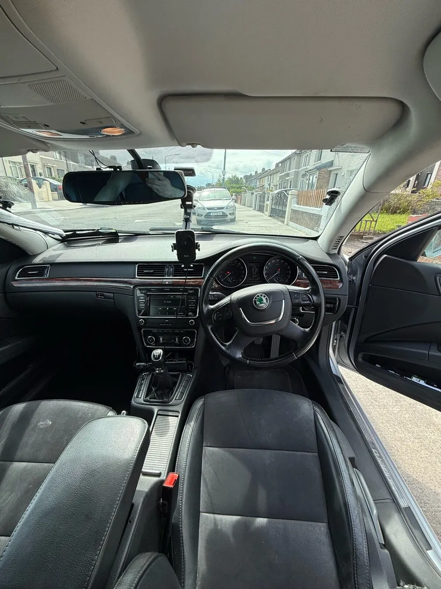 Skoda Superb - Image 2