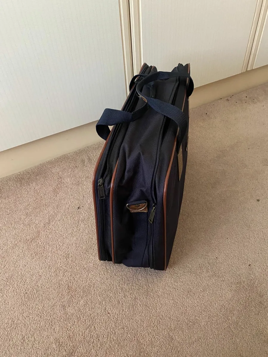 Navy  Suitcase with suit hanger inside - Image 4