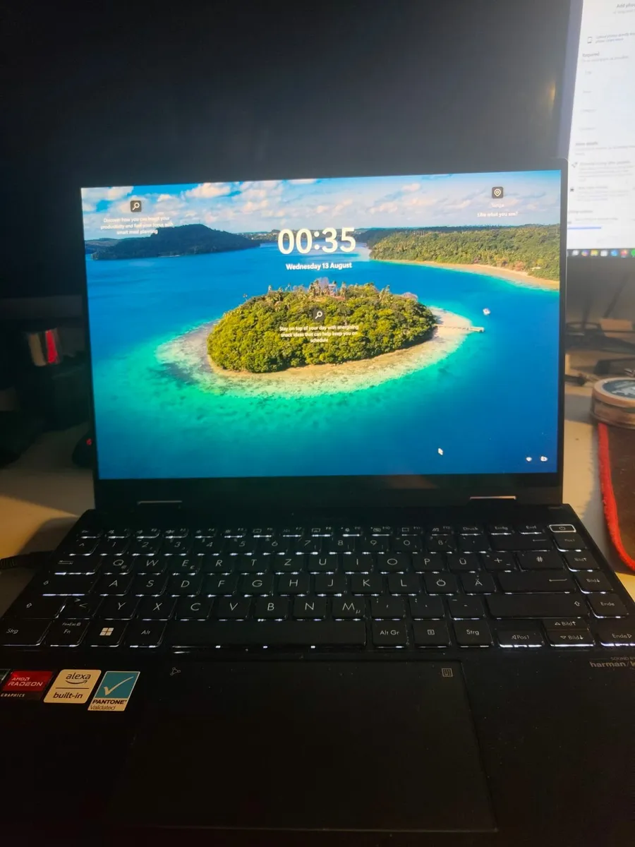 Asus Zenbook Flip OLED TouchScreen Ryzen 9 - Image 4