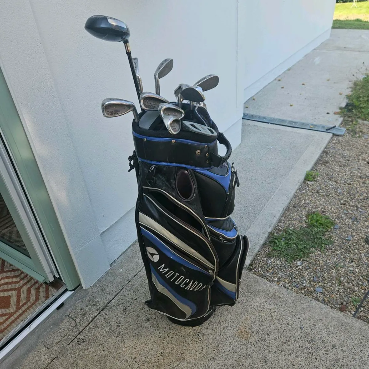 Starter golf clubs - Image 1