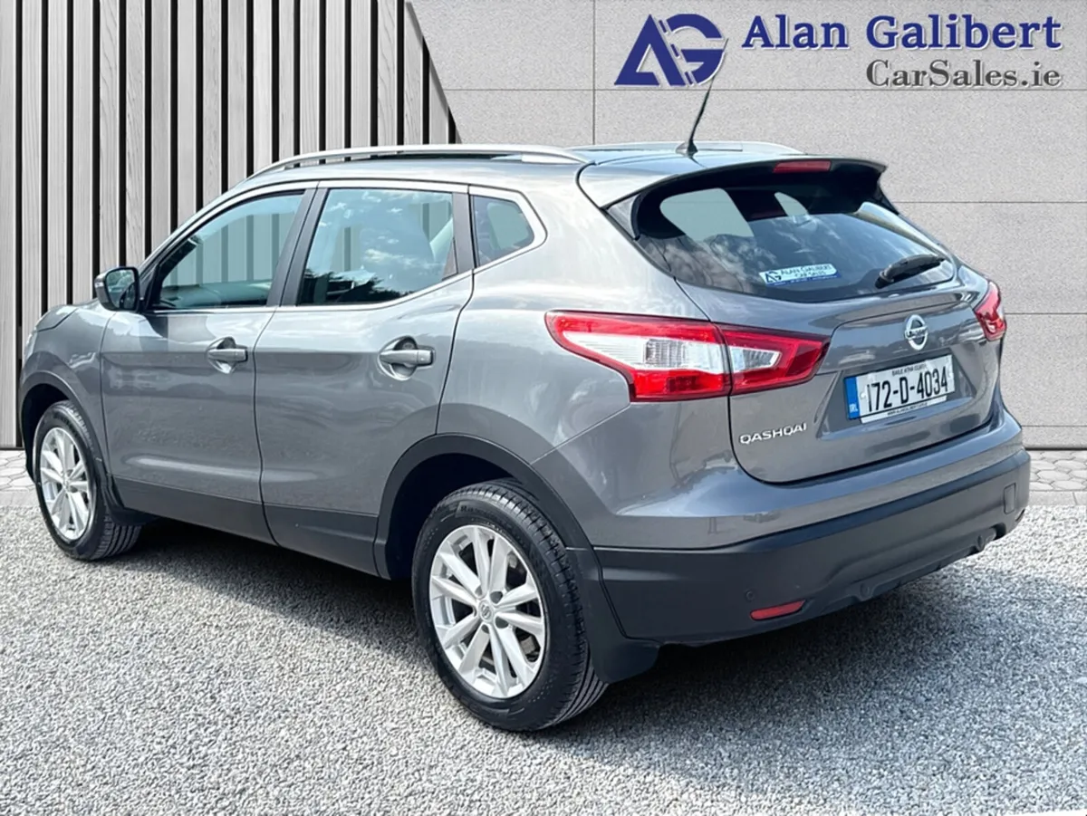 Nissan Qashqai 1.6 DSL SV  Automatic €71 PW - Image 2