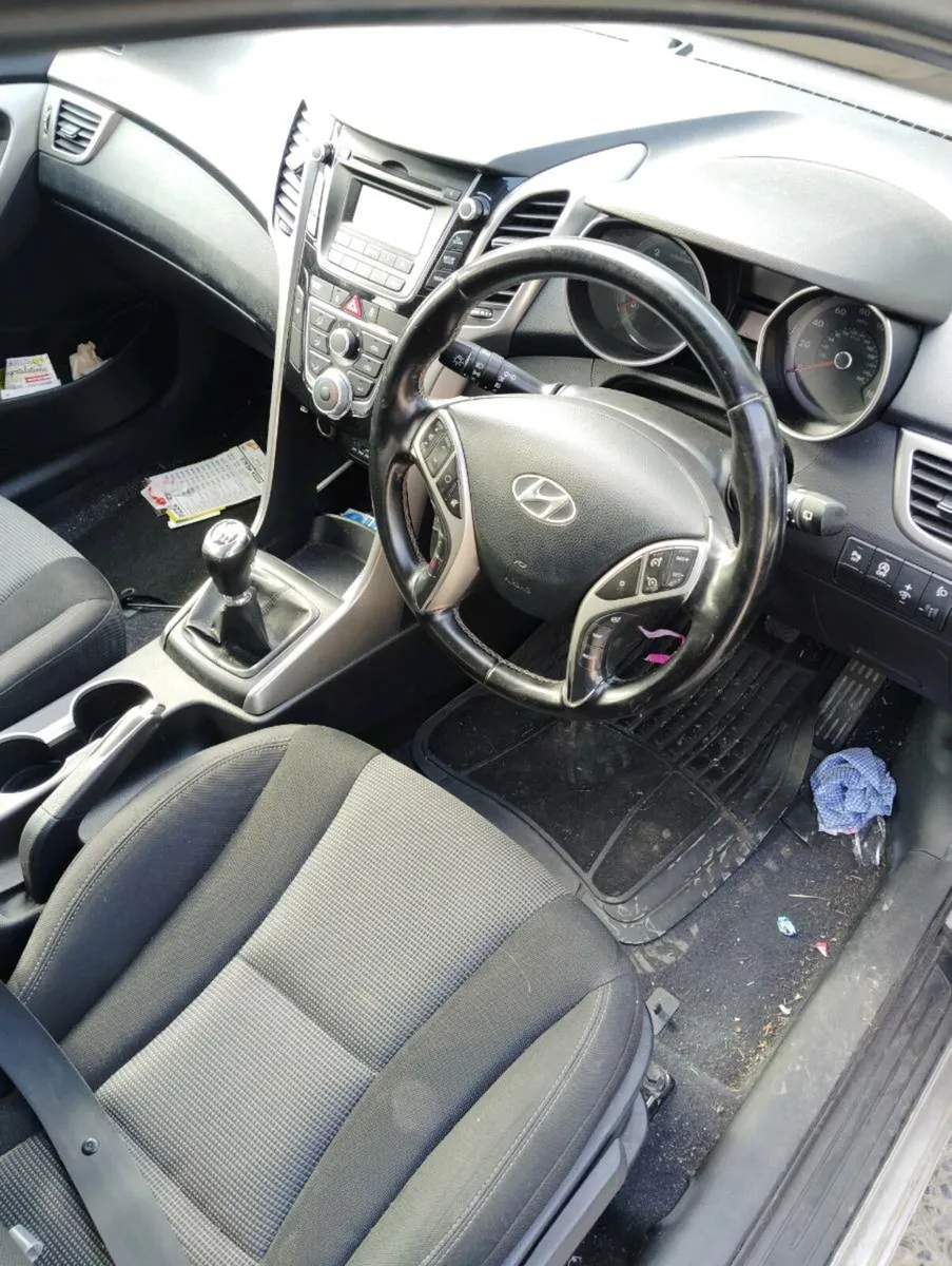 Breaking Hyundai i30 2013 1.6crdi - Image 3