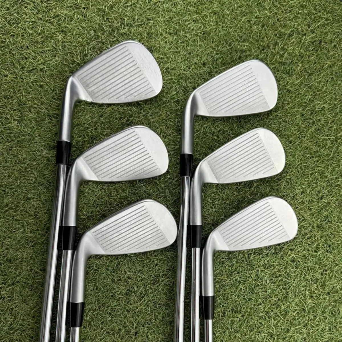 MIZUNO JPX 923 HOT METAL IRONS / 5-PW / REGULAR - Image 3