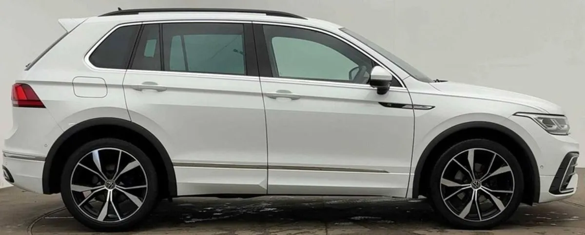 Volkswagen Tiguan 2.0 TDI R-line SUV 5dr Diesel D - Image 3