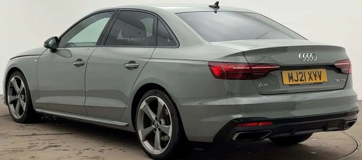 Audi A4 2.0 TDI 35 Black Edition Saloon 4dr Diese - Image 2