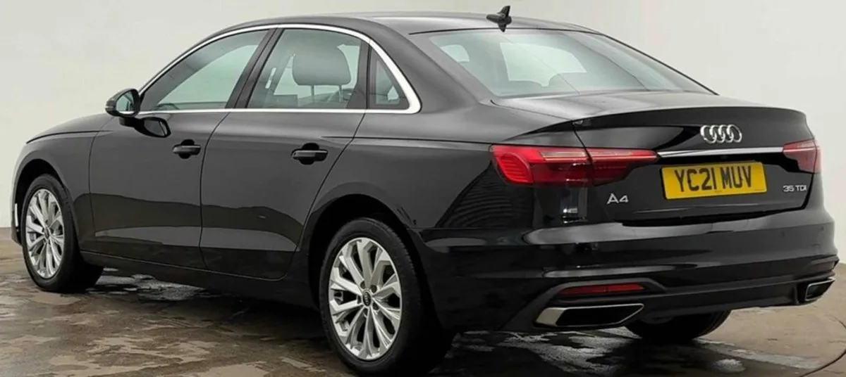 Audi A4 2.0 TDI 35 Technik Saloon 4dr Diesel S Tr - Image 2