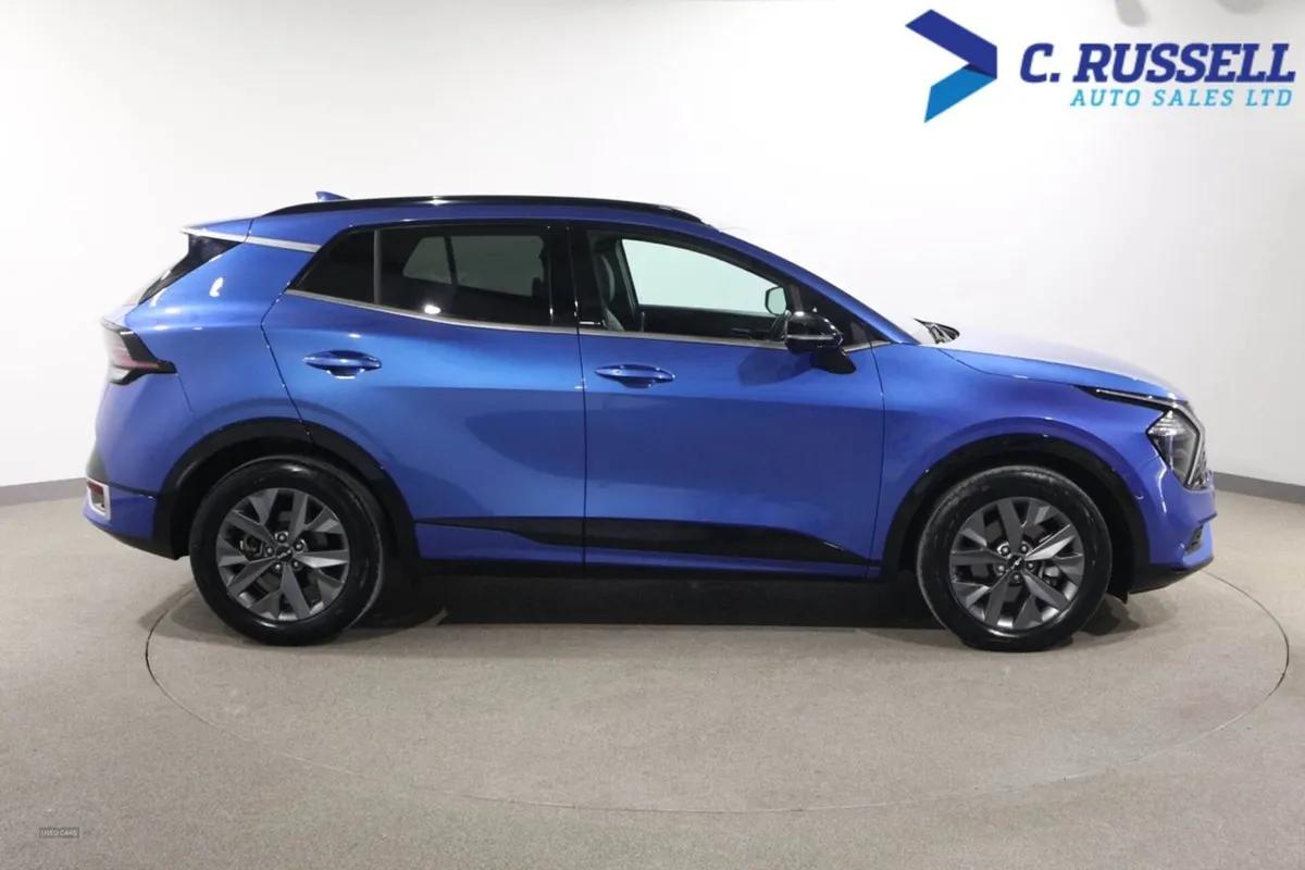 Kia Sportage Estate - Image 4
