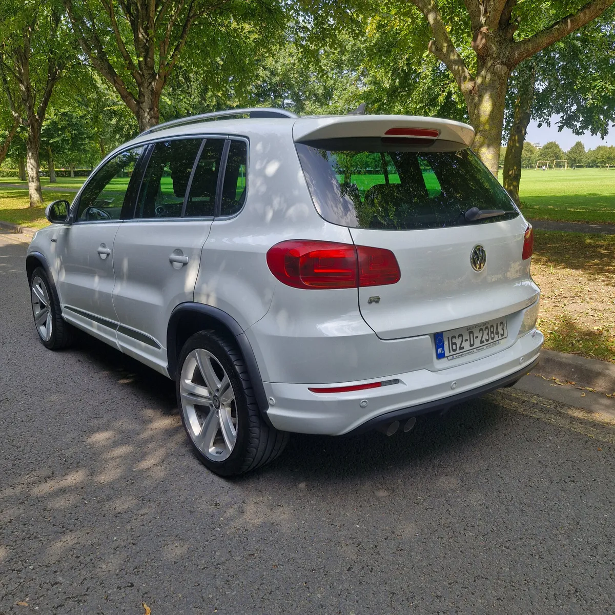 Volkswagen Tiguan R-Line Huge Spec 2016 - Image 4
