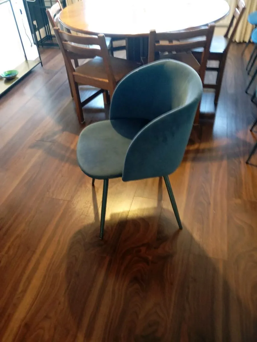 Dinning chairs - Image 2
