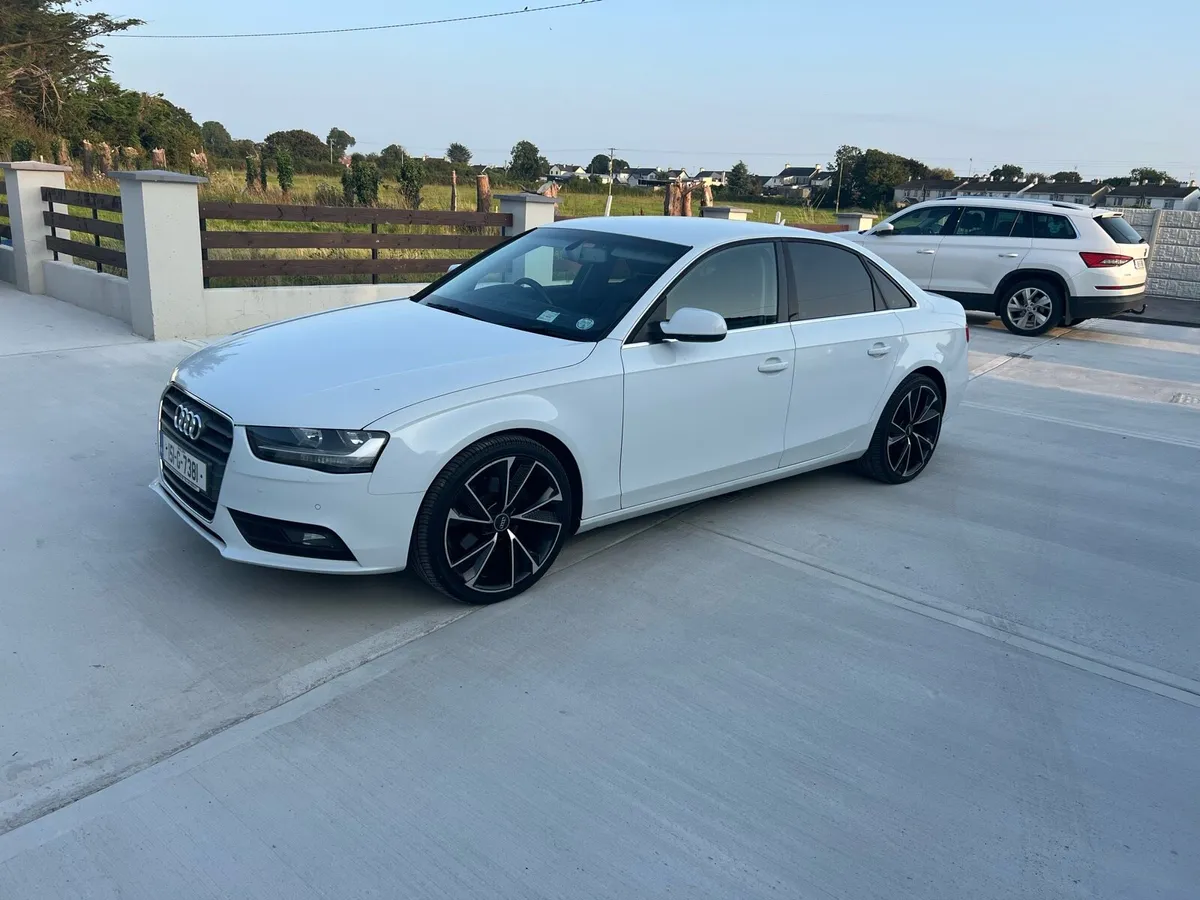 Audi A4 Technik Ultra - Image 1