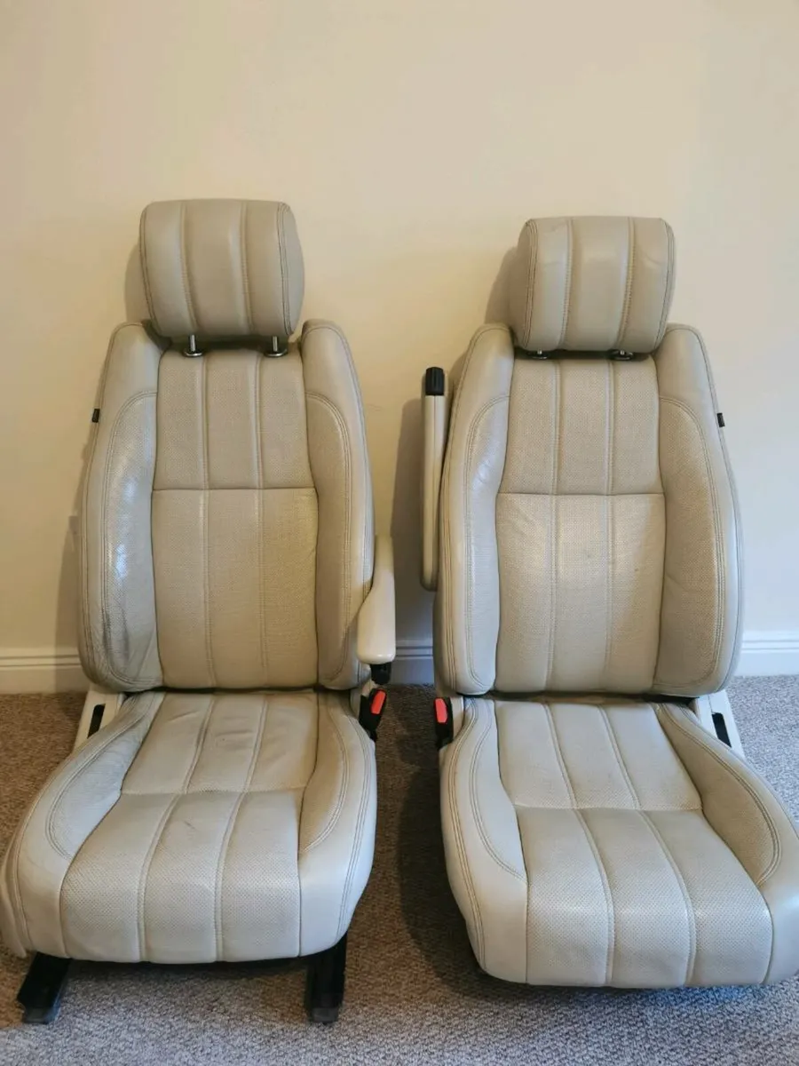 Range Rover L405 heated/cooled seats - Image 1