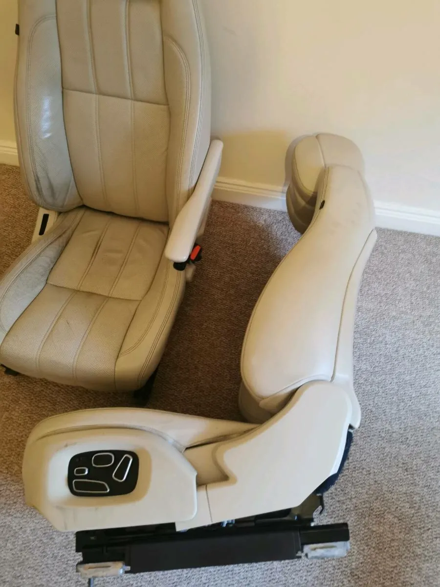 Range Rover L405 heated/cooled seats - Image 2