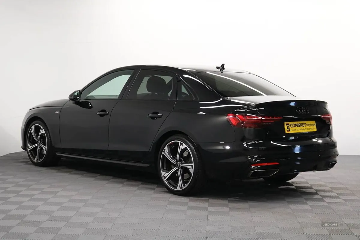 Audi A4 TDI Black Edition - Image 4