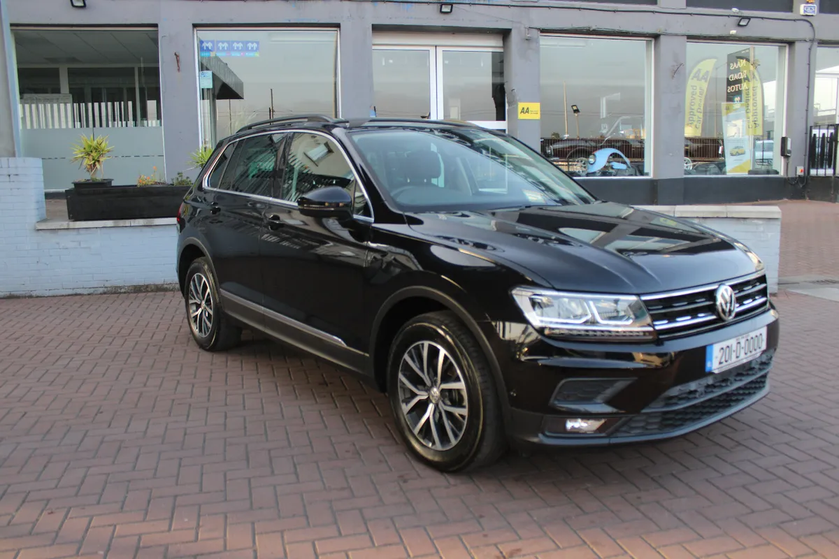 2020 VOLKSWAGEN TIGUAN - Image 1
