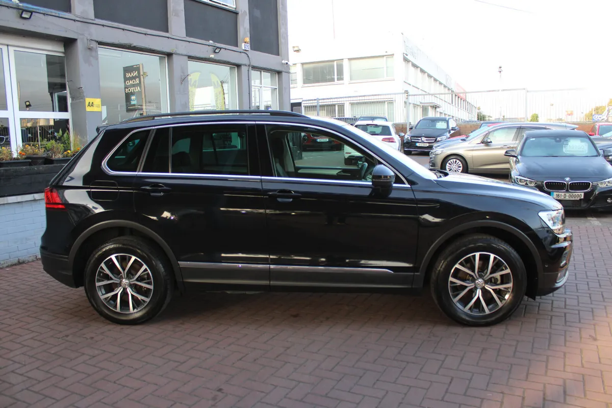 2020 VOLKSWAGEN TIGUAN - Image 3