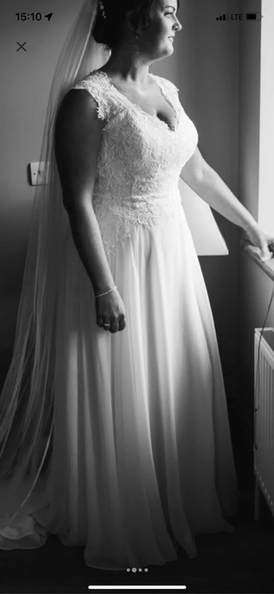 wedding dress - Image 2