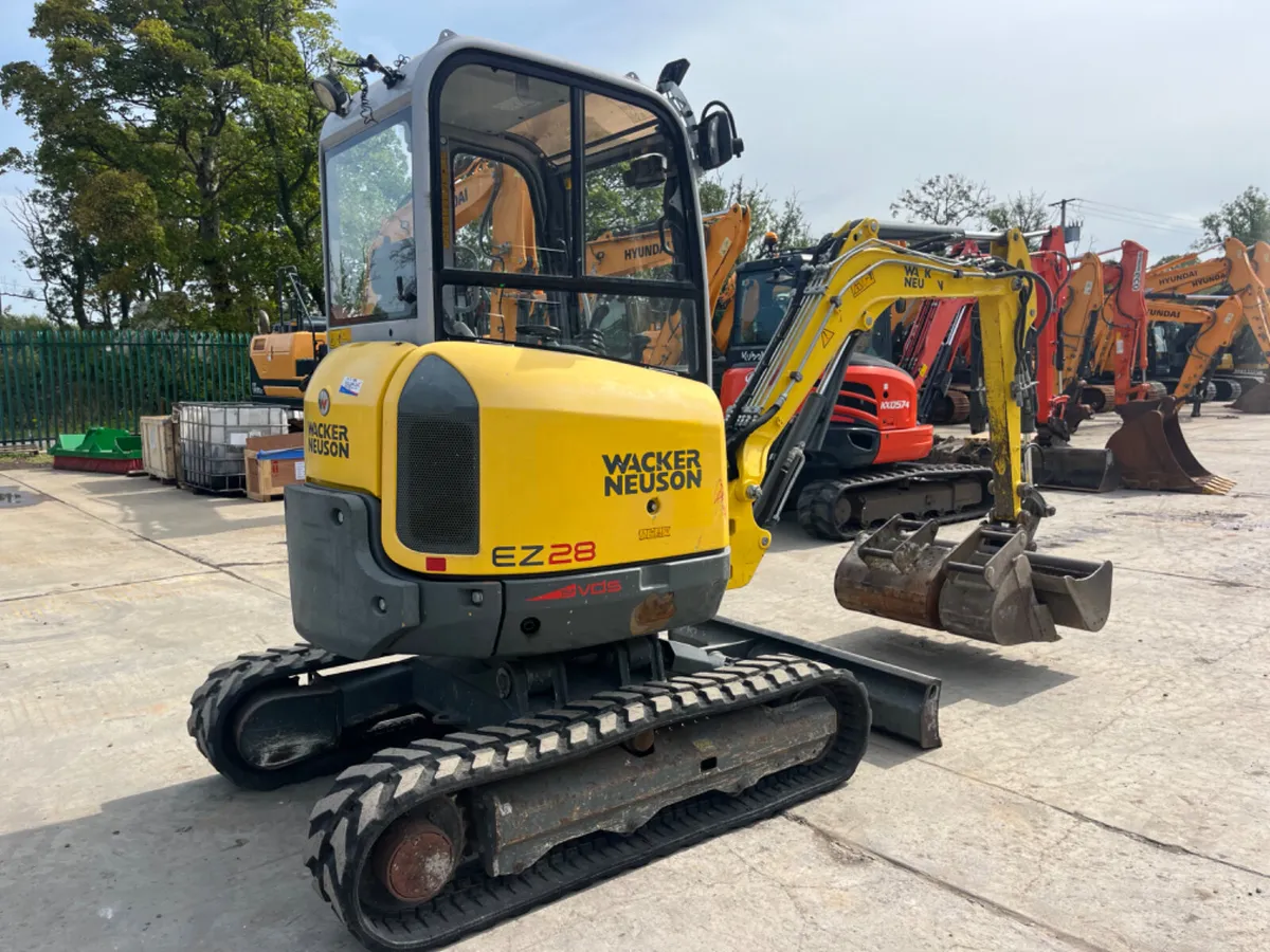 Wacker Neuson EZ28 Mini Excavator - Image 4
