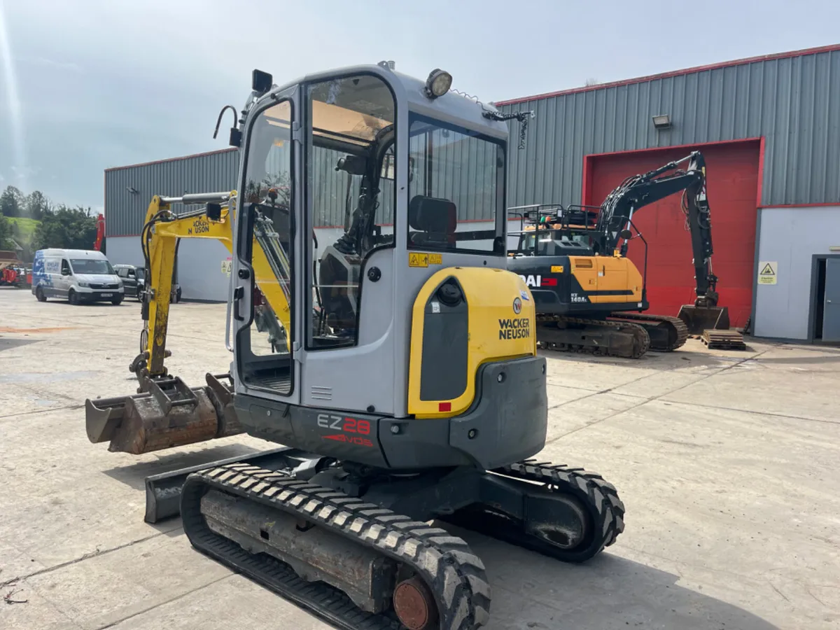 Wacker Neuson EZ28 Mini Excavator - Image 3