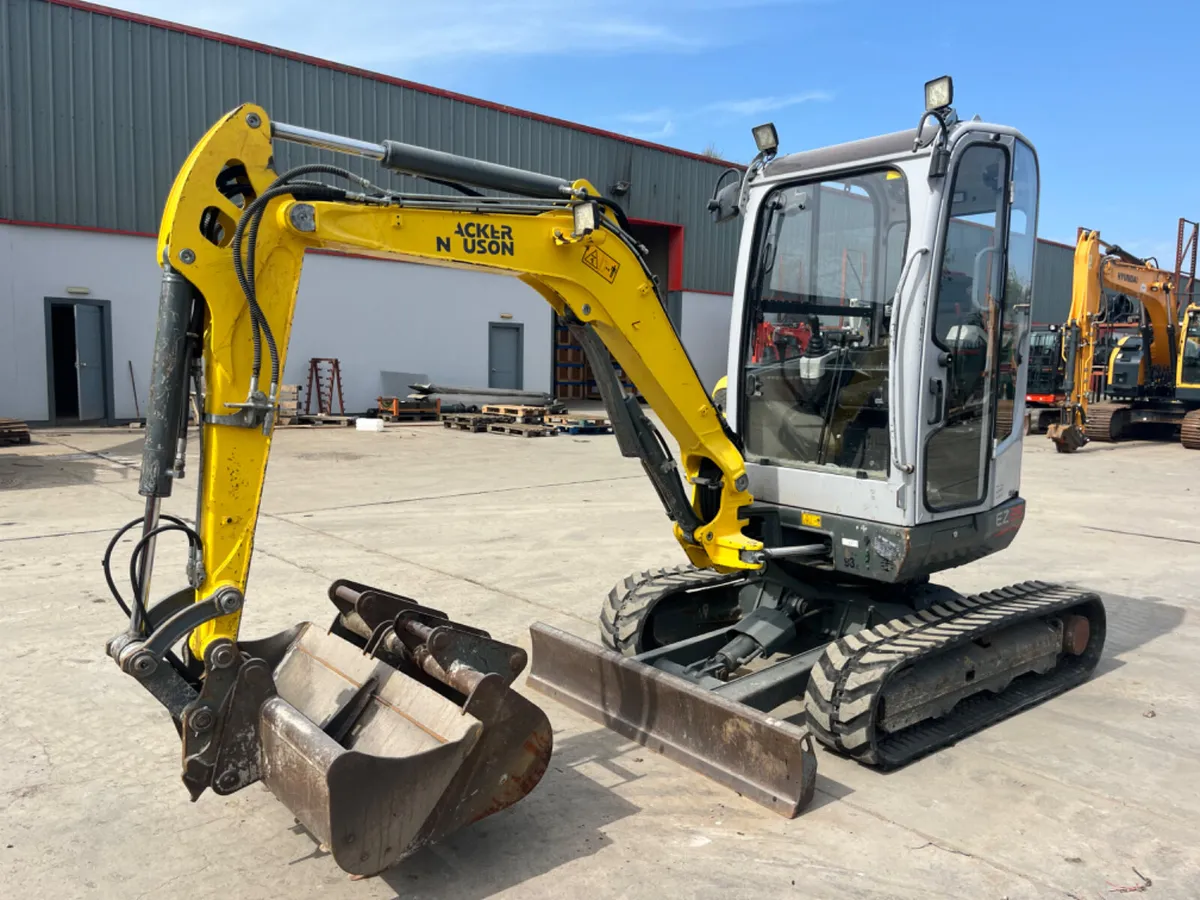 Wacker Neuson EZ28 Mini Excavator - Image 2