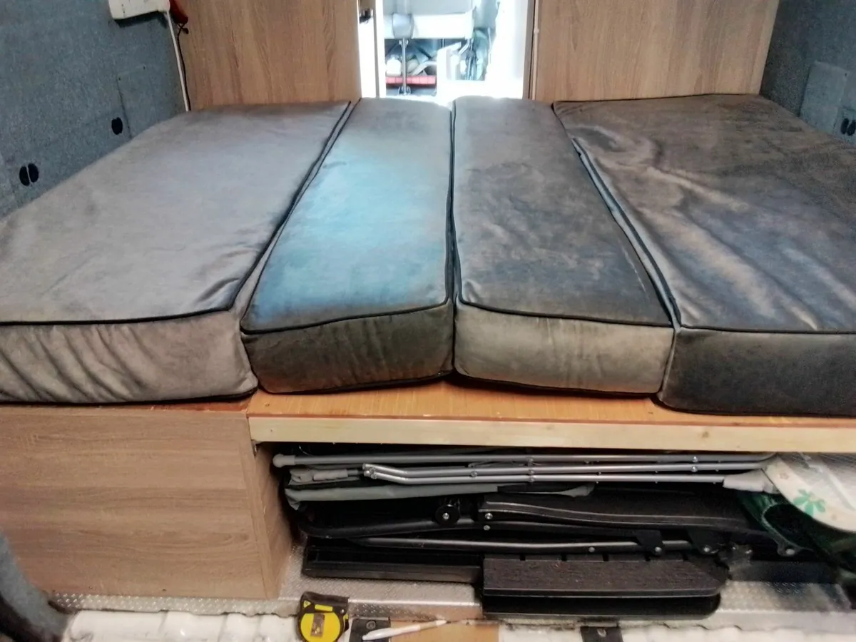 Cushions - Image 2