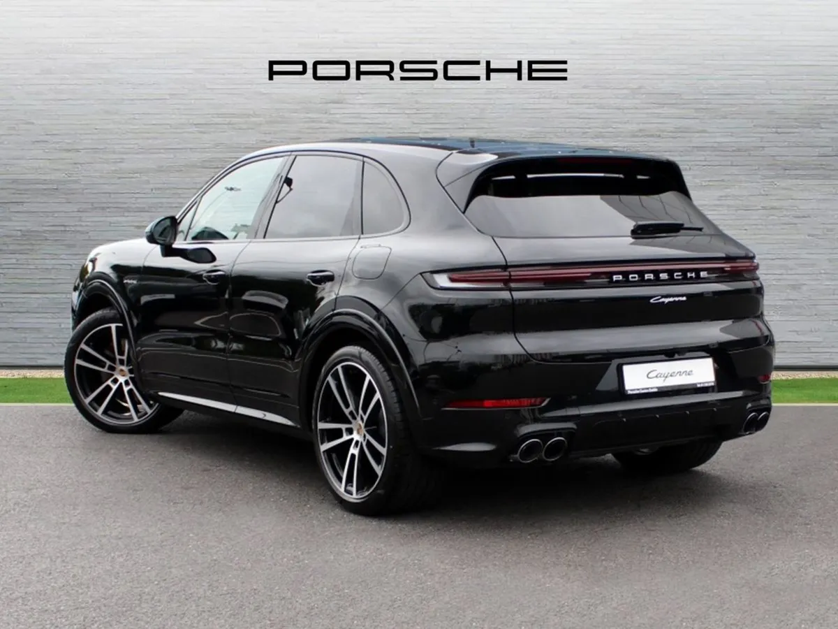 Porsche Cayenne E-hybrid - Image 2