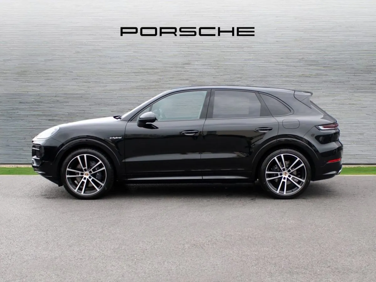 Porsche Cayenne E-hybrid - Image 3