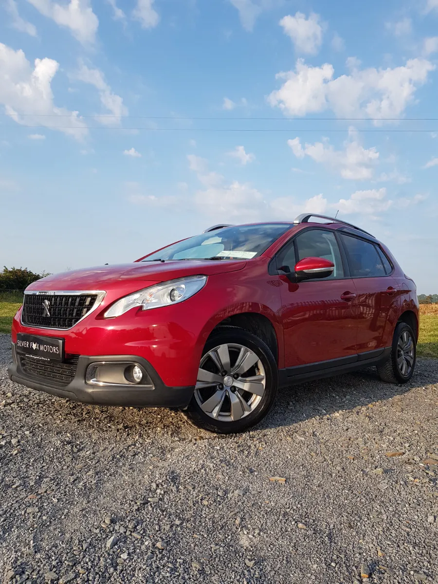 Peugeot 2008 2017 1.2 Automatic, warranty, low km, - Image 4