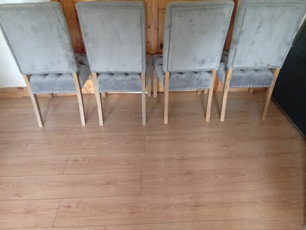 Luxury Quality Modern dining chairs set - Image 3