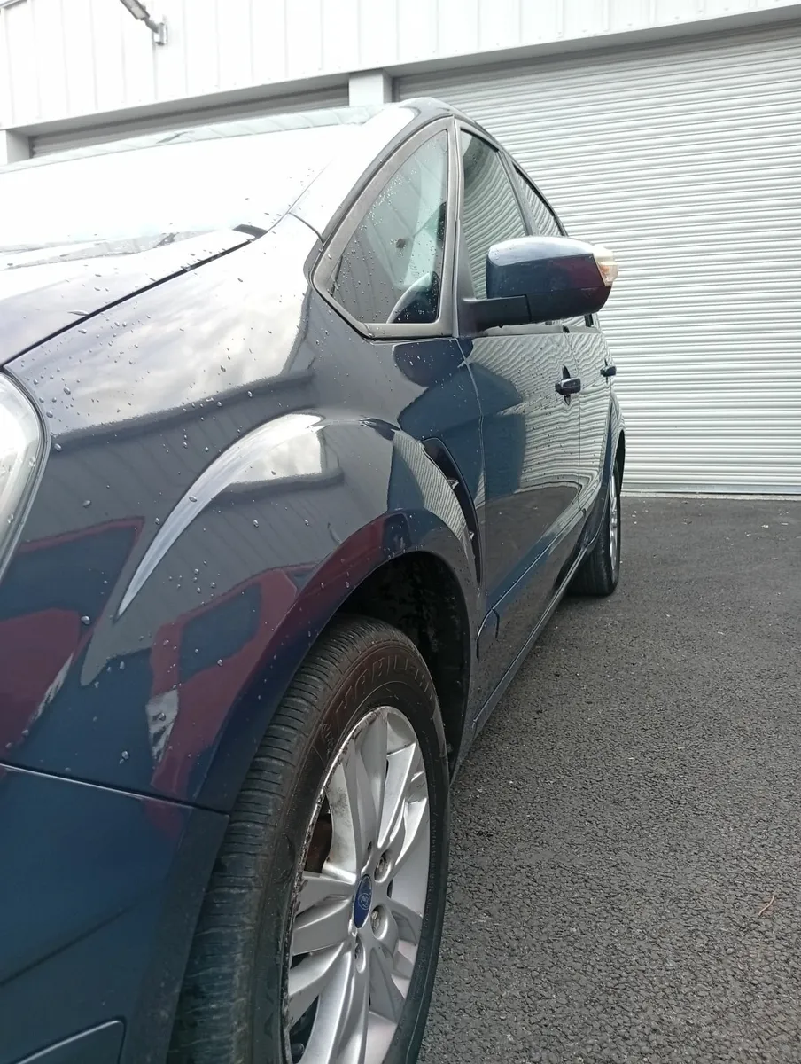 Ford S-Max 2015 - Image 2