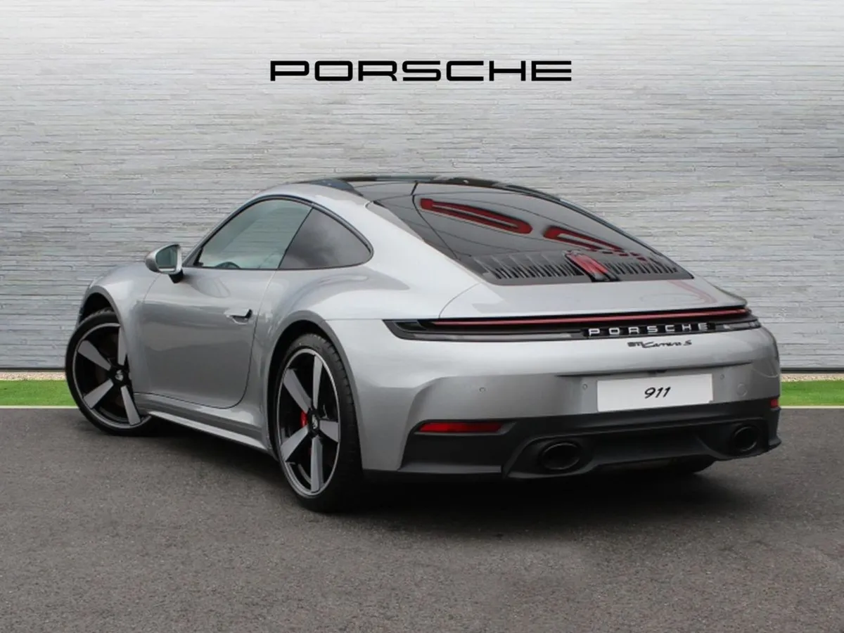 Porsche 911 Carrera S - Image 3