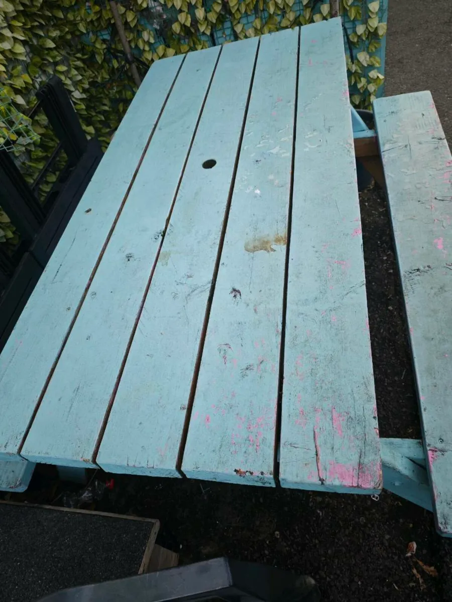 Picnic Table - Image 2