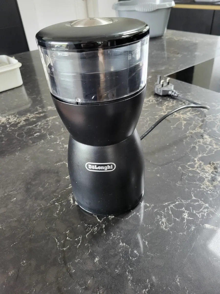 Coffee machine, Delongi EC685BK - Image 3