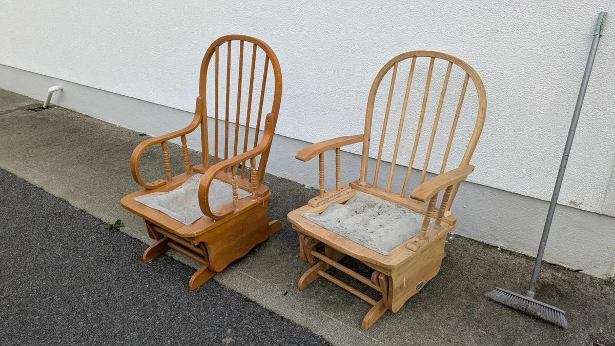 Rocking chairs - Image 2