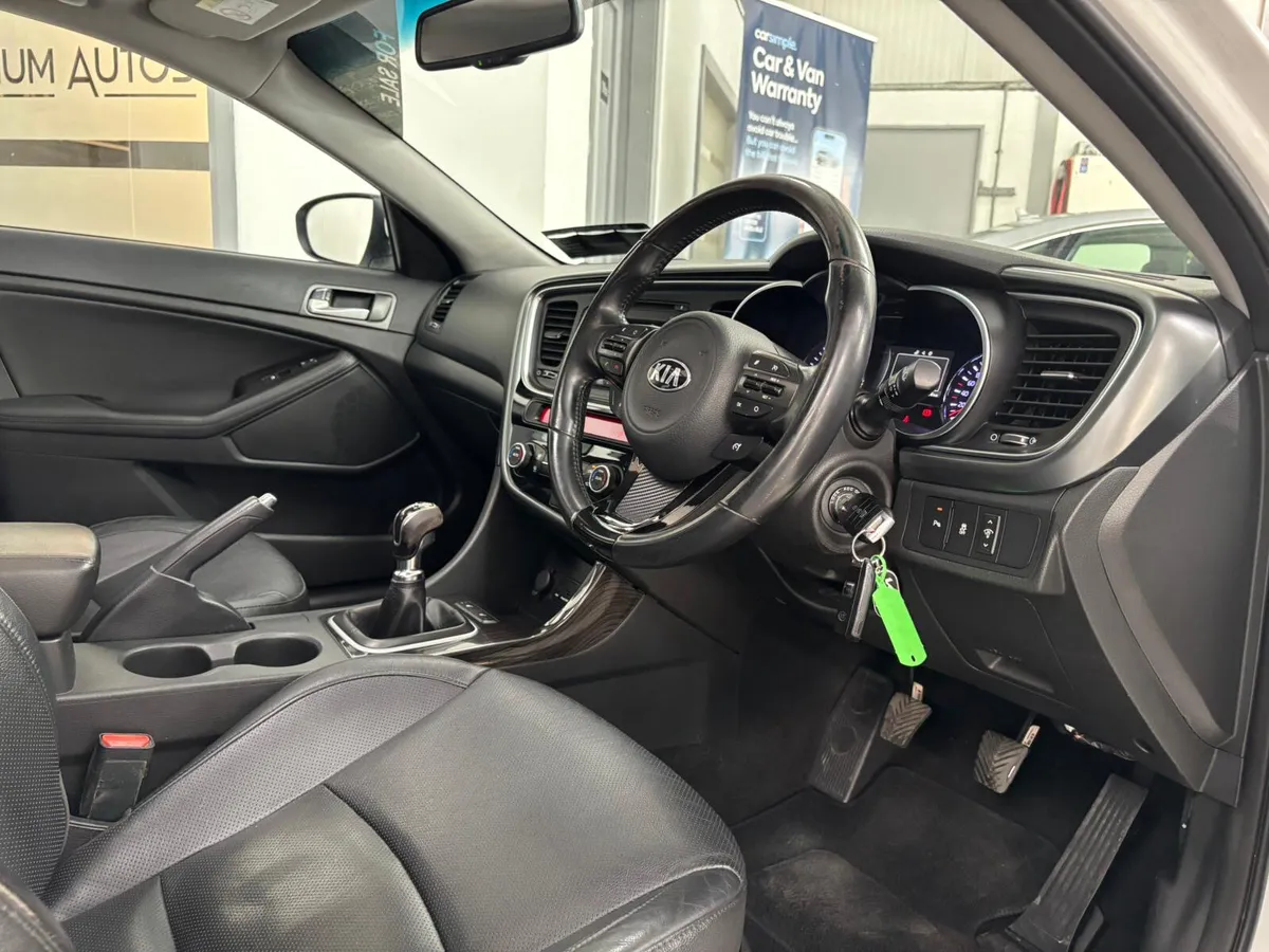Kia Optima 2015.   1.7D.  PLATINUM - Image 4