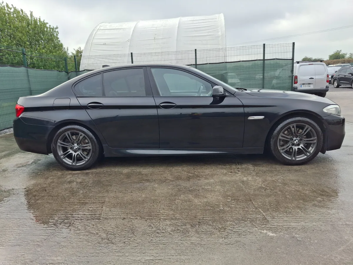 2011 BMW 520D  M -Sport    Automatic - Image 2