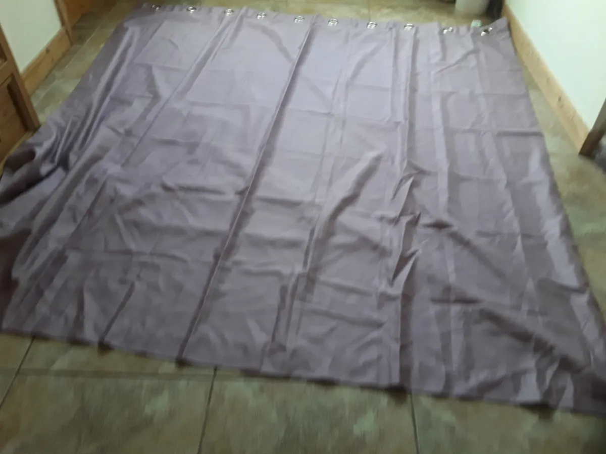 Brand new satin eyelet drapes lavender - Image 3