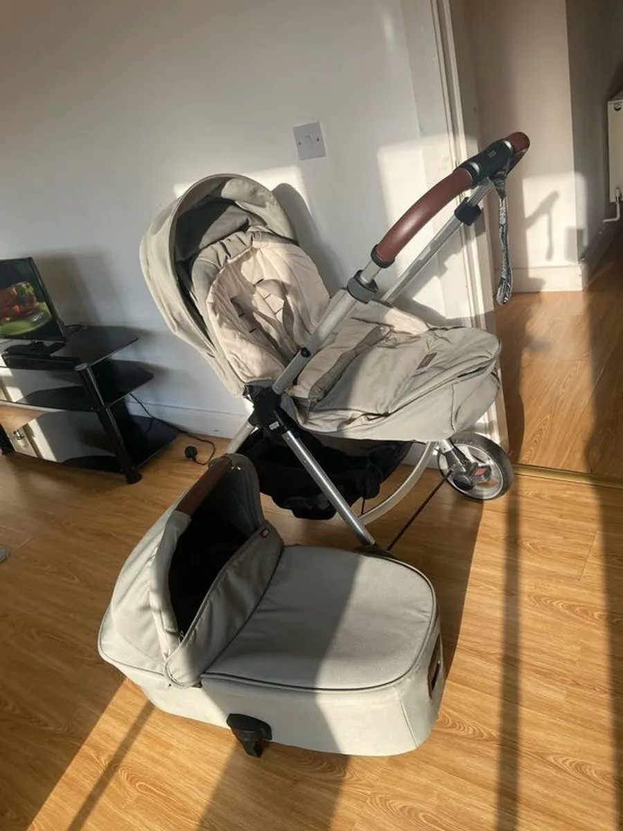 baby stroller