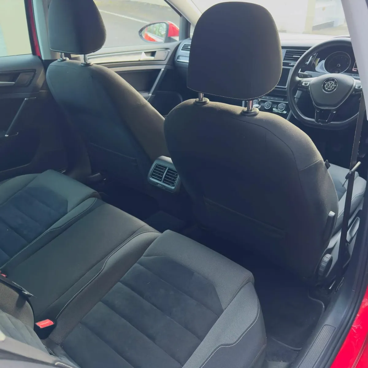 Volkswagen Golf 2016 Highline - Irish Car - Image 2