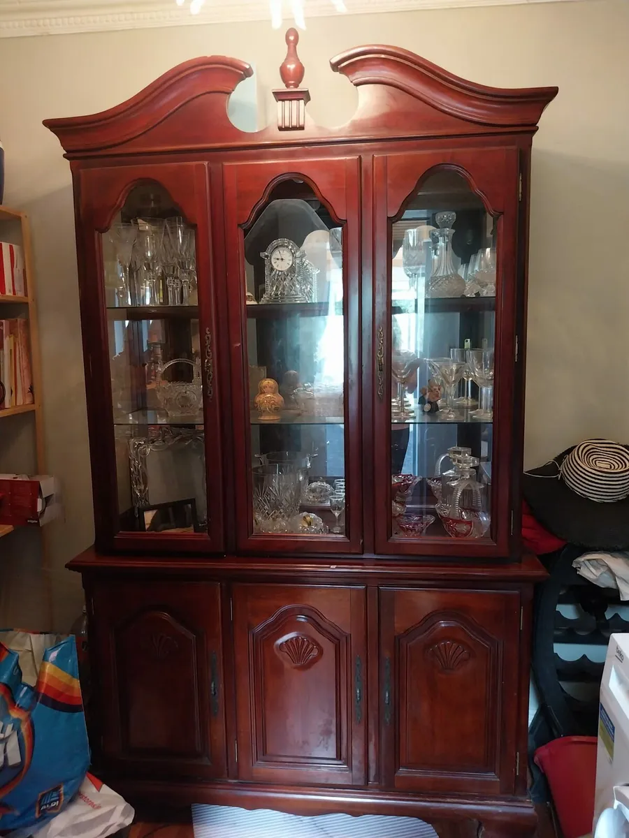 furniture - Image 4