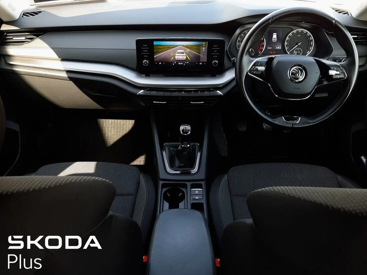 Skoda Octavia  flash Sale ambition 2.0tdi 115HP - Image 2