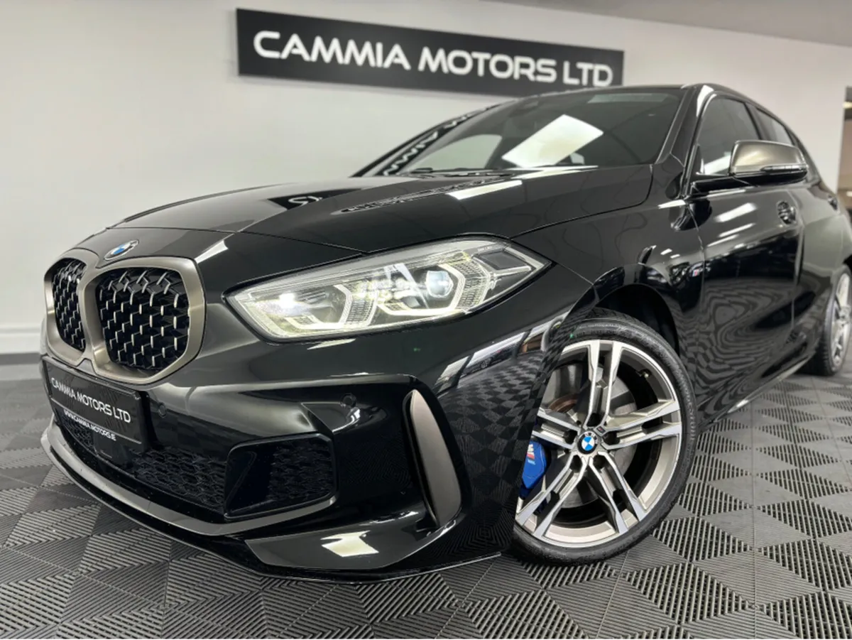 BMW 1-Series BMW M135i X-DRIVE AUTO*ALCANTARA HEAT - Image 3